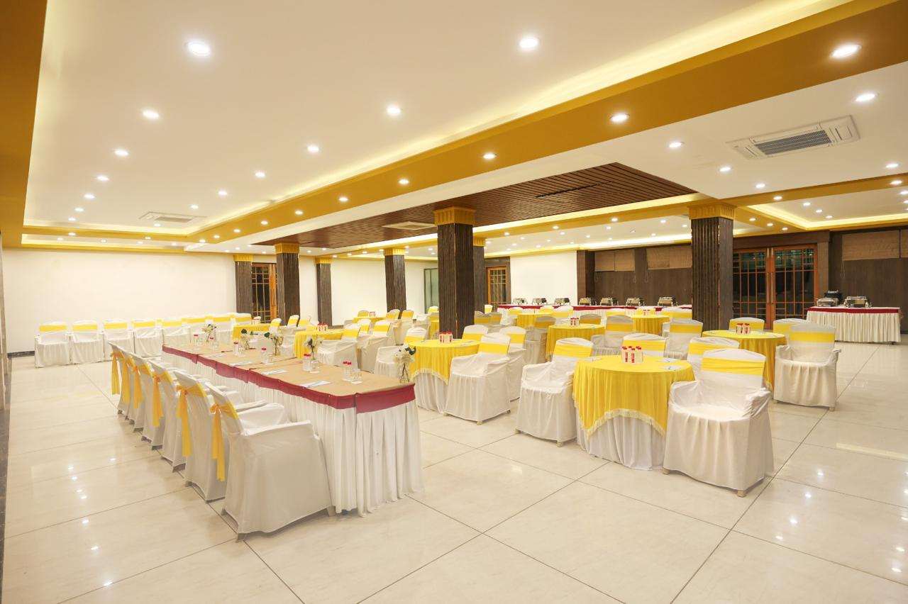 Della Banquet at Hotel Prince in Bhuj